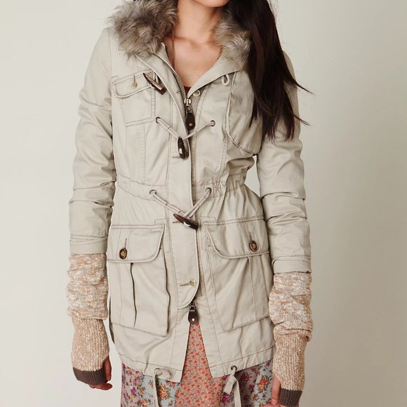 FREE PEOPLE Jacket - Picture 1 of 16